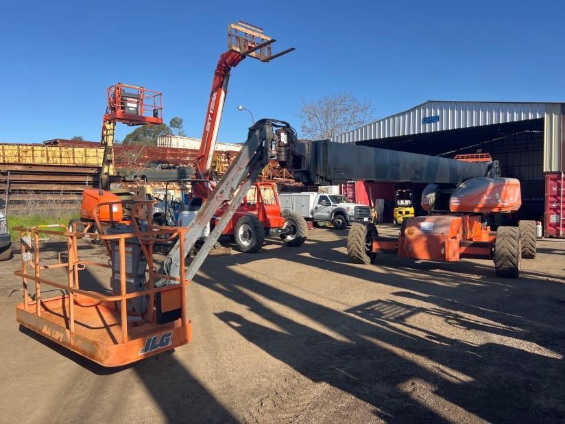 Sold - Telescopic Boom Lift - View 2